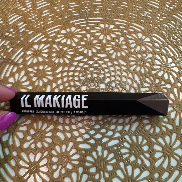 IL MAKIAGE Truffles Brow Pencil - Picture 3 of 4